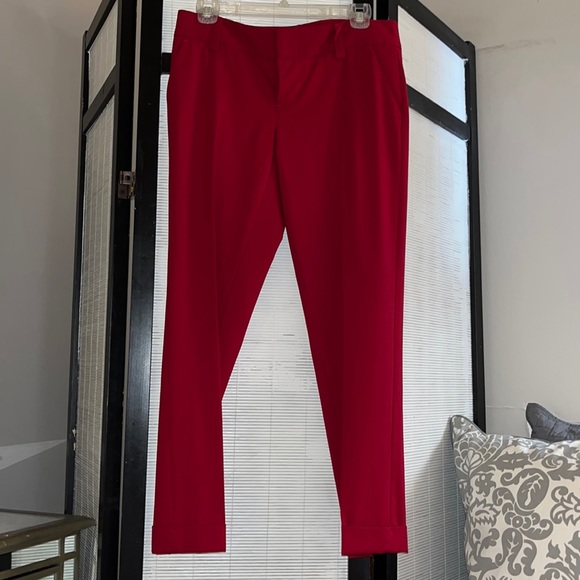 Women’s Alice and Olivia red crop pants - Picture 1 of 7